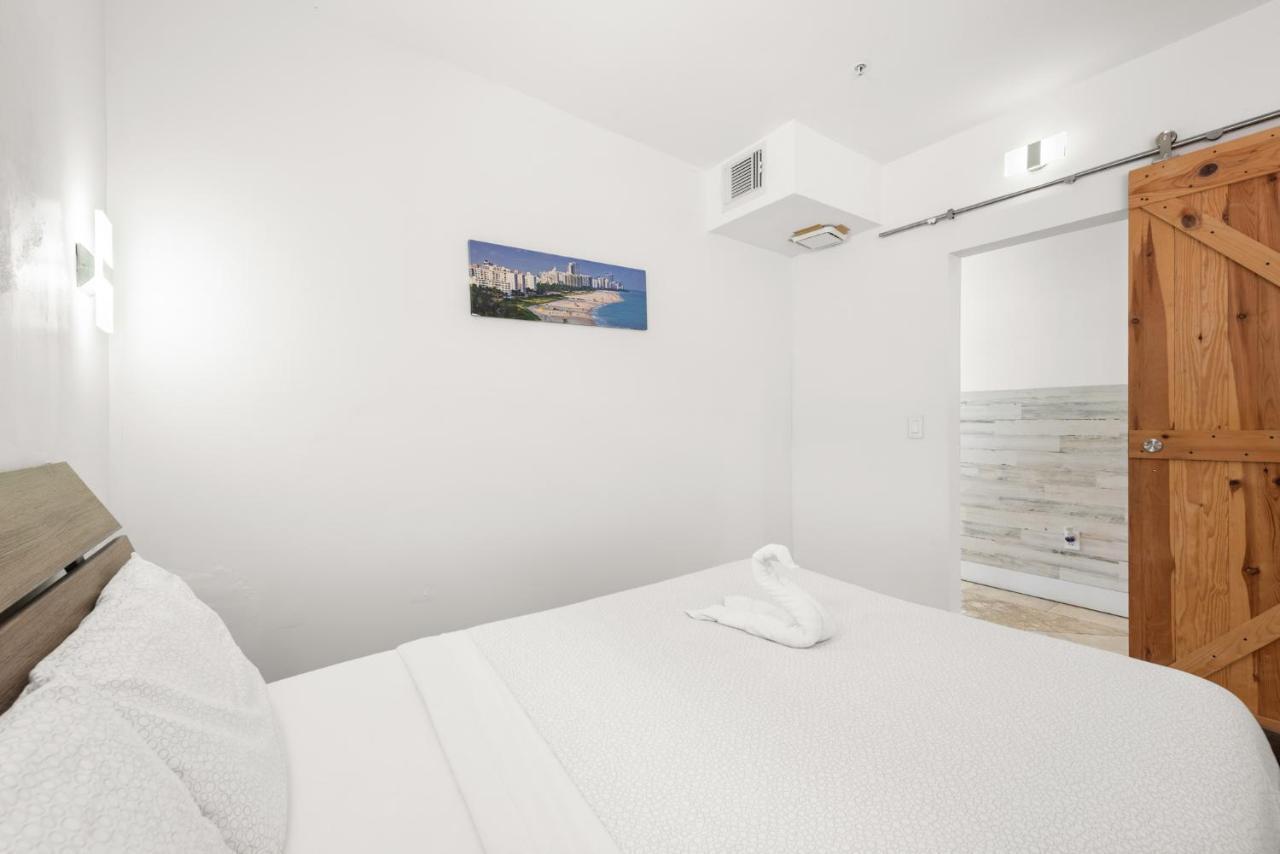 Ocean Drive Apartment Suites In Miami Beach Extérieur photo