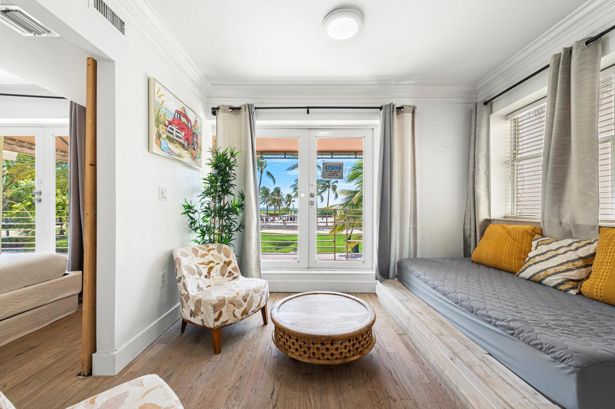 Ocean Drive Apartment Suites In Miami Beach Extérieur photo
