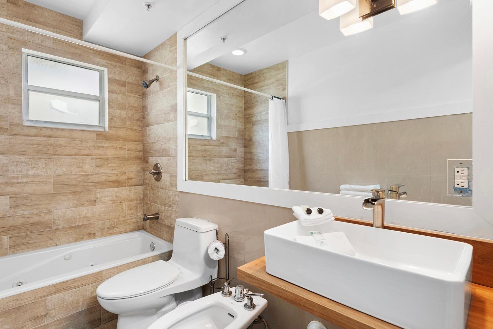 Ocean Drive Apartment Suites In Miami Beach Extérieur photo